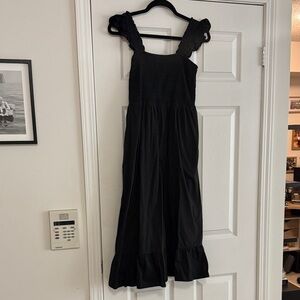 Black Sleeveless Ruffle dress